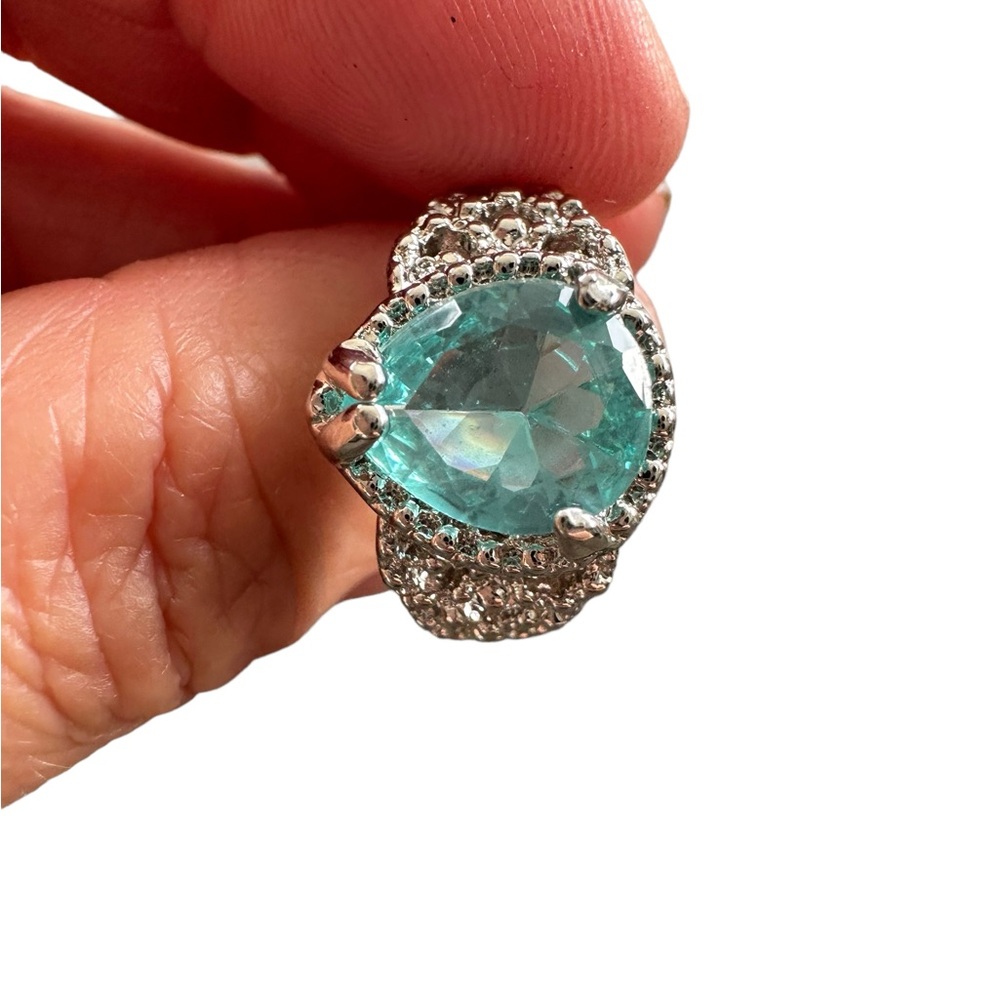 Light Turquoise Teardrop Gemstone Silver Ring - Picture 4 of 7